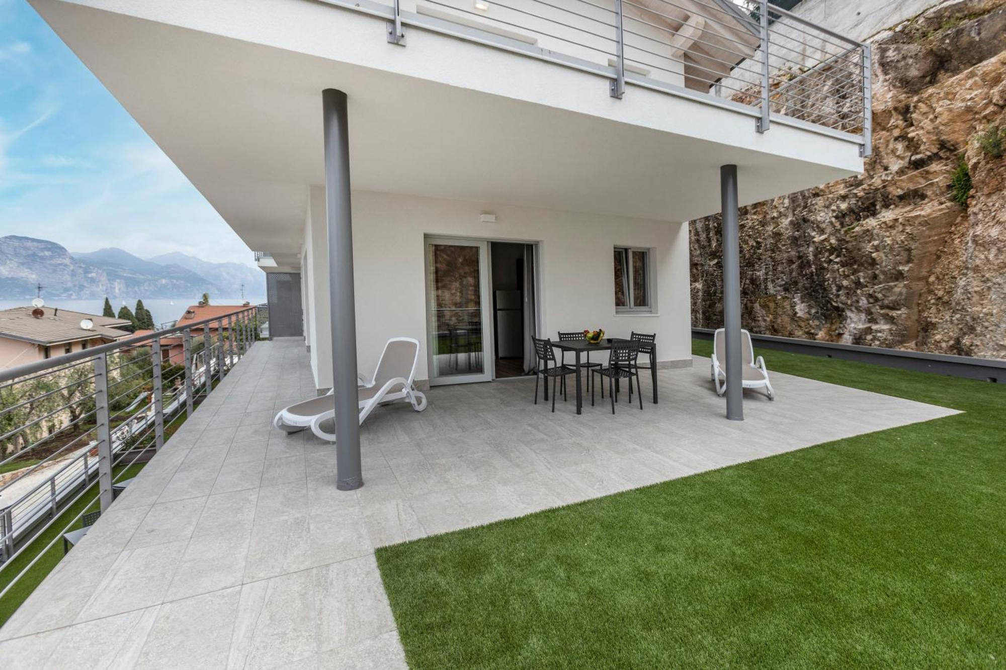 Residence Solei Classic & Plus Brenzone sul Garda Zewnętrze zdjęcie