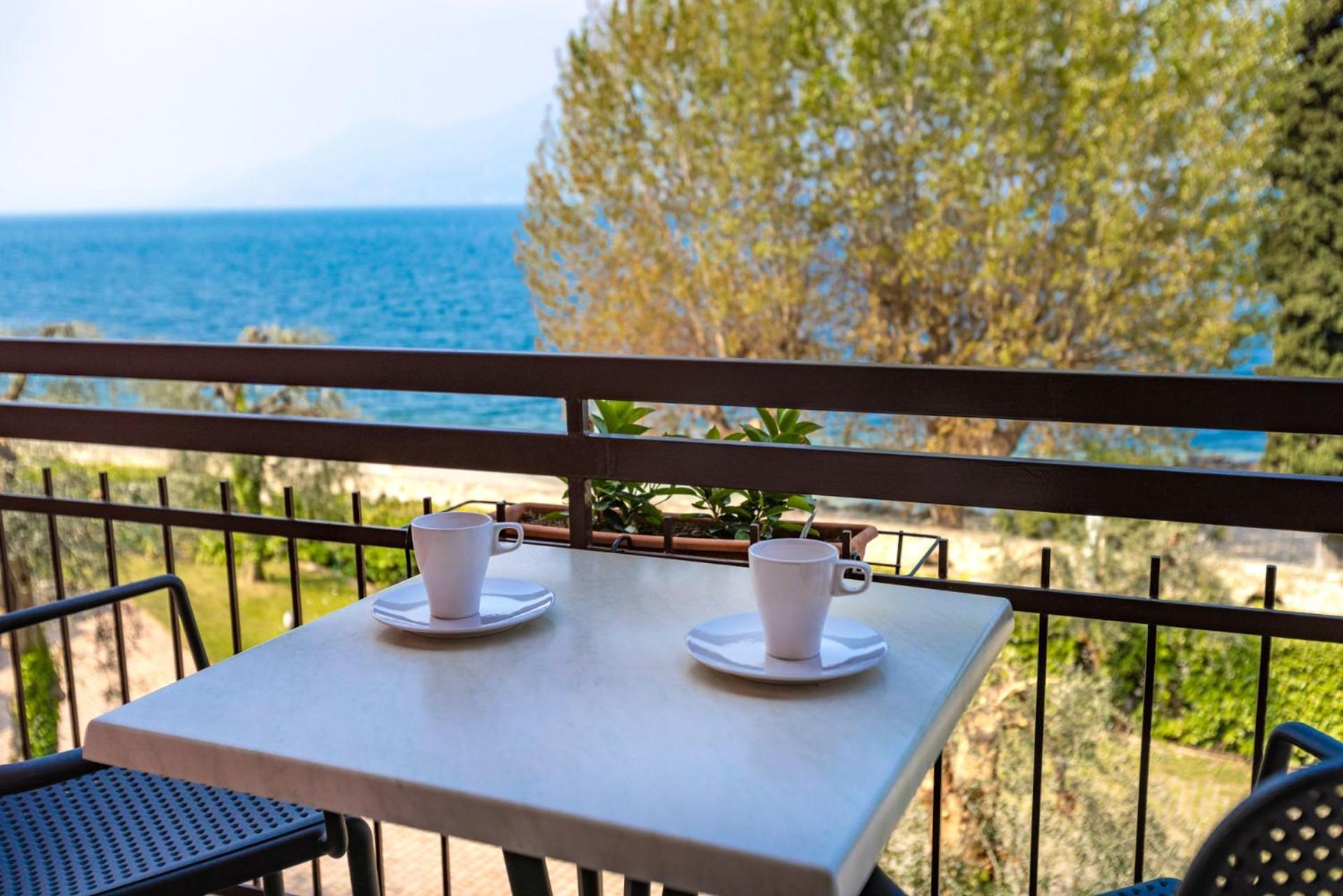 Residence Solei Classic & Plus Brenzone sul Garda Zewnętrze zdjęcie